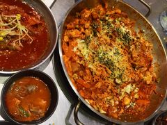 -山·烤辣鸡韩国料理(西溪路店)