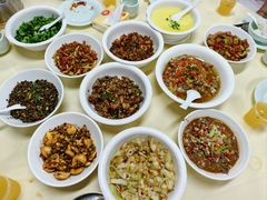 -笨罗卜浏阳菜馆(龙华鹏润达店)