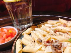 奶油培根空心面-HIGH FIVE哈福手工汉堡(桂林路店)