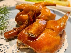 金牌脆皮乳鸽-味可道美食坊(福基路店)