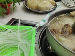 -阿妈土锅鸡
