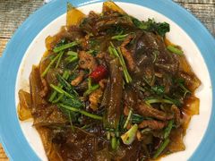 香菜肉丝粉皮-八张桌子(老店)