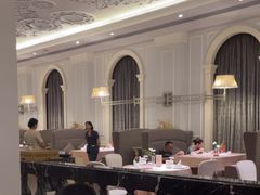 -王府井酒店(金桥港湾店)
