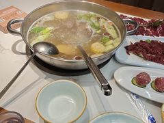 -乡土黄·鲜牛肉火锅·小龙虾(兴业街店)