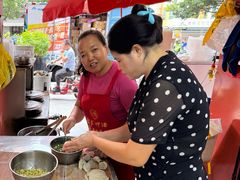 -孖妹上肉饺子馆