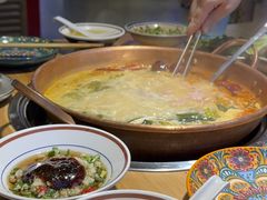 -洱火云南酸菜牛肉火锅(石景山当代商城店)