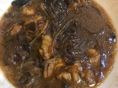 东北小鸡炖蘑菇-东北农家小院(定西路店)
