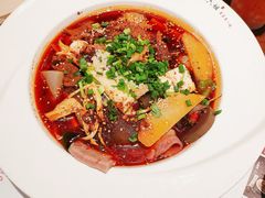-成都你六姐·牛肉冒菜(城市集市合生汇店)