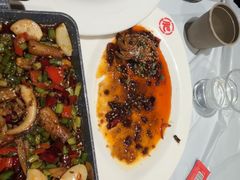 -肥肥虾庄·金牌油焖大虾(杨园滨江时代walk店)