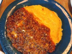 红烩牛肉蛋包饭-羽深肉铺 Steak & Wine