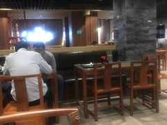 大堂-亮亮面馆(经六路店)