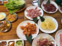 -小花花炭火烤肉·十五年延吉风味(左家庄店)