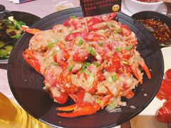 -巴厘龙虾·榜首油焖大虾(音乐学院·沿江酒馆店)