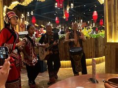 -老滇山寨•云南特色菜•地方菜•民族风情歌舞表演(金碧店)