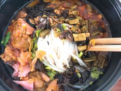 -八月美食小馆(银泰城总店)