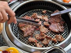 -红泥小火炉·东北泥炉烤肉(天一旗舰店)
