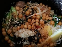 -小蛮椒麻辣烫·麻辣拌(青浦宝龙店)