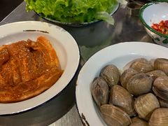 -马路牙子地桌烤肉(工体店)