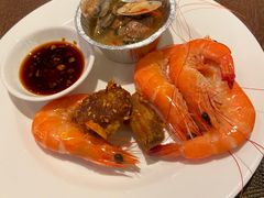 -大中华希尔顿酒店-念自助餐·嗨啤·小龙虾