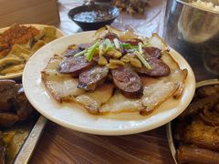 蒸腊肠腊肉-王万妈卤猪脚(青岩交通路)