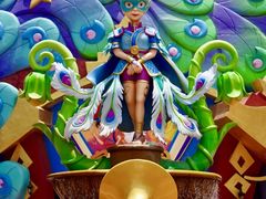 -七彩云南欢乐世界