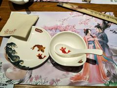 -渝是乎酸菜鱼(龙旗购物中心店)