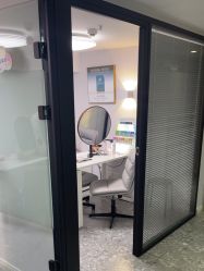 -咪咪专业脱毛连锁机构