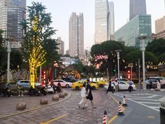 -观音桥步行街