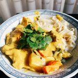 鸡腿奶味咖喱拌面