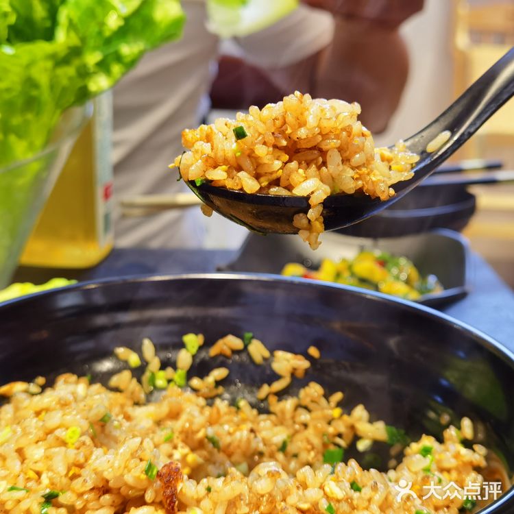 里面抽烟的也挺多所以打算换一家