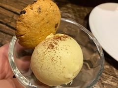 -HIGH FIVE哈福手工汉堡(桂林路店)