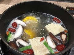 清汤营养锅底-呷哺呷哺(新世界百货望京店)