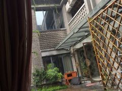 -河畔春天时尚餐厅