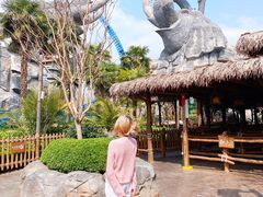 -七彩云南欢乐世界