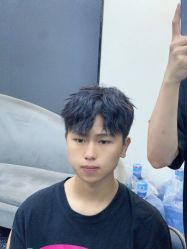 点击看大图 -藤野造型专业烫染接发