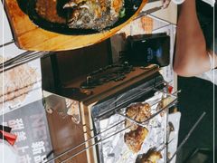 -喝丢一只鞋海鲜烧烤·海肠捞饭(东关街店)