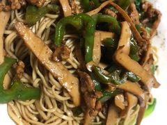 青椒干子肉丝干拌面-高邮面馆(明瓦廊店)