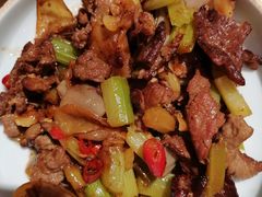 -老乡鸡(上海白玉兰广场店)