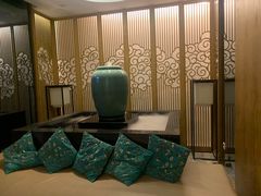 -新盈光·云会所(百丈东路店)