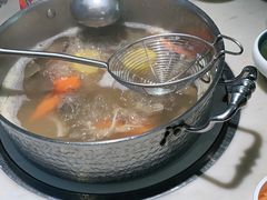 -左庭右院鲜牛肉火锅(浦江欢乐颂店)