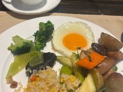 -康莱德酒店·美庭自助餐厅