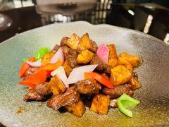 珍菌黑椒牛肉粒-大理实力希尔顿酒店•御玺中餐厅