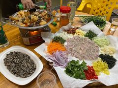 -伟仔鱼生虾生馆(平西路1-25号院店)