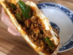 -老字号杨坡红油米线腊汁肉夹馍(东四道巷店)