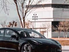 -TESLA 特斯拉(上海太古汇体验店)