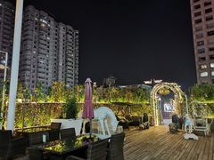 -皇玺·云汀花园餐厅(振华商厦店)