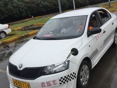 -通略驾校(新村路店)