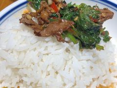 -屋里饭菜·湘菜馆(火车站店)