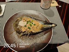 -广州万富希尔顿酒店·感趣自助餐厅·金秋蟹宴生蚝海鲜刺身