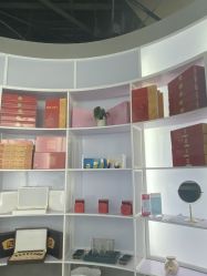-PE SALON 